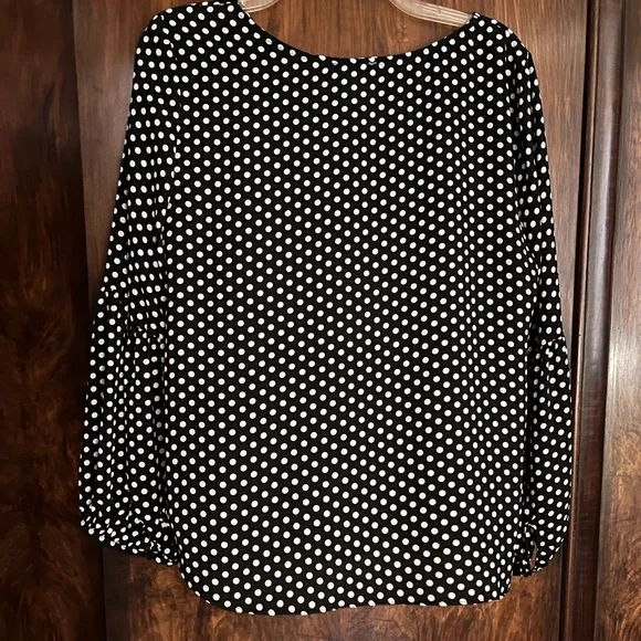 Kenar black white dots blouse - Picture 2 of 9
